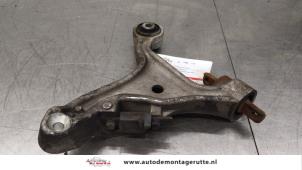 O183866 Gebruikte triangel links-voor Volvo S60