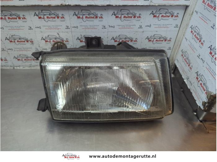 Gebruikte Koplamp rechts Seat Inca O183872