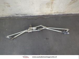 O183874 Gebruikte ruitenwismotor+mechaniek Smart Fortwo