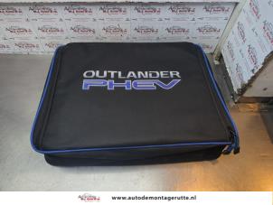 O183876 Gebruikte oplaadkabel elektrische auto Mitsubishi Outlander