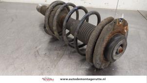 O183894 Gebruikte mac phersonpoot links-voor Peugeot 206 PLUS