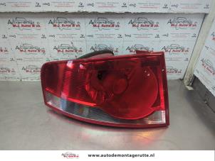 O183915 Gebruikte achterlicht links Seat Altea
