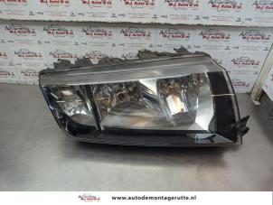 O183923 Gebruikte rechter koplamp Skoda Fabia