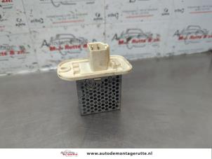 O183977 Gebruikte kachel weerstand Opel Agila