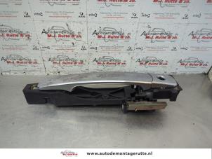 O183986 Gebruikte portiergreep 4deurs links-voor Nissan Murano