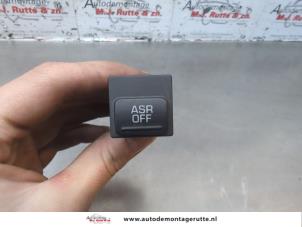 O184035 Gebruikte asr schakelaar Skoda Roomster