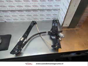 O184076 Gebruikte ruitmechaniek 4deurs rechts-voor BMW X3