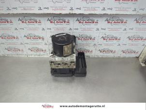 O184078 Gebruikte abs pomp Ford Fiesta