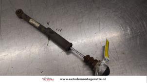 O184205 Gebruikte schokbreker links-achter Volkswagen Polo