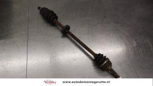O184232 Gebruikte cardanas rechts-voor (vwa) Nissan Micra