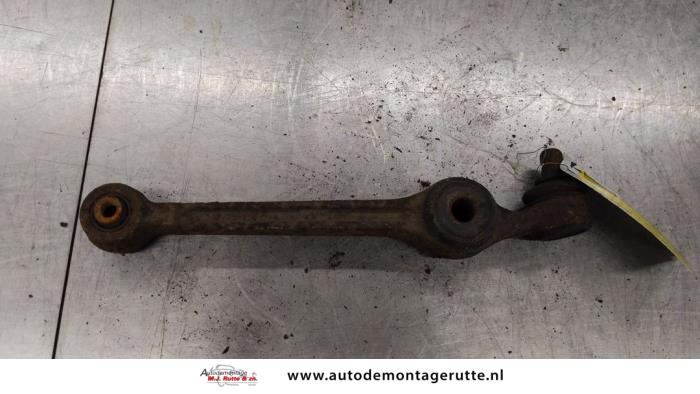 Gebruikte Draagarm links-voor Mazda Demio O184240