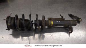 O184336 Gebruikte schokdemperpoot links-voor Ford Fiesta