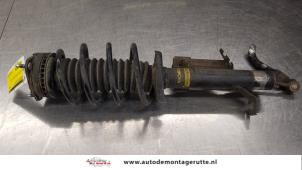 O184337 Gebruikte schokdemperpoot links-voor Ford Fiesta