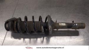 O184338 Gebruikte schokdemperpoot links-voor Volkswagen Beetle