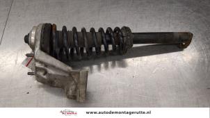 O184344 Gebruikte schokdemperpoot links-voor Alfa Romeo 147