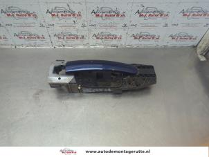 O184424 Gebruikte deurgreep 4deurs links-voor Volkswagen Polo