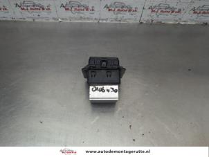 O184482 Gebruikte kachel weerstand Renault Grand Scenic