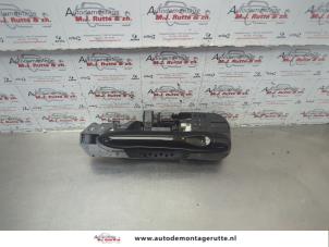 O184494 Gebruikte deurgreep 4deurs rechts-achter Renault Grand Scenic