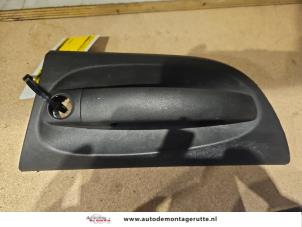 O184534 Gebruikte deurgreep 4deurs links-voor Smart Forfour