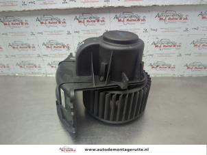 O184536 Gebruikte chaufage ventilatiemotor Volkswagen Transporter