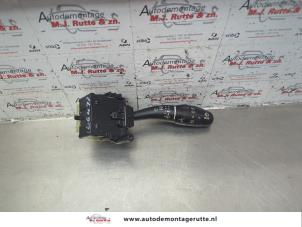 O184588 Gebruikte ruitenwis schakelaar Hyundai I30