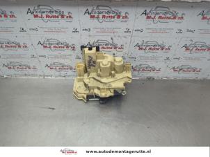 O184607 Gebruikte portierslot mechaniek 4deurs rechts-achter Fiat Panda