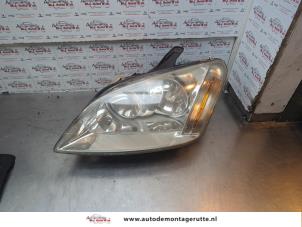 O184631 Gebruikte koplamp links Ford C-Max