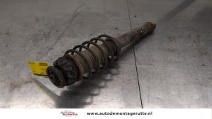 O184650 Gebruikte schokdemperpoot links-voor Smart Fortwo