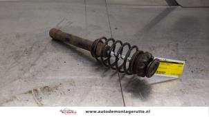 O184651 Gebruikte schokdemperpoot rechts-voor Smart Fortwo