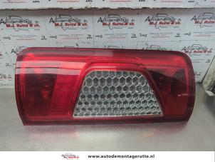 O184692 Gebruikte achterlicht links Ford Transit Connect
