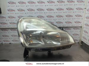 O184699 Gebruikte rechter koplamp Renault Modus