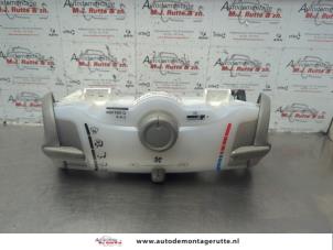 O184749 Gebruikte kachel bedieningspaneel Toyota Aygo
