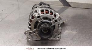 O184761 Gebruikte alternator Volkswagen Polo