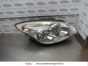 O184764 Gebruikte rechter koplamp Hyundai I30