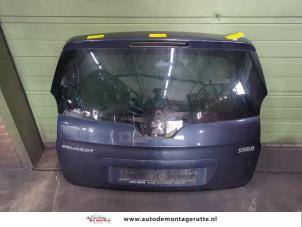 O184840 Gebruikte achterklep Peugeot 5008