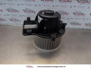 O184850 Gebruikte kachel ventilatiemotor Peugeot 5008