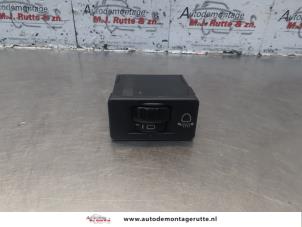 O184857 Gebruikte schakelaar koplamp ihv Peugeot 5008