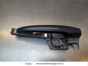 O184870 Gebruikte deurgreep 4deurs rechts-achter Peugeot 5008