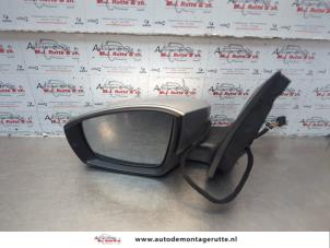 O184881 Gebruikte spiegel buiten links Volkswagen Polo