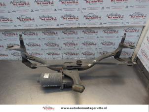 O184904 Gebruikte ruitenwismotor+mechaniek Opel Vivaro