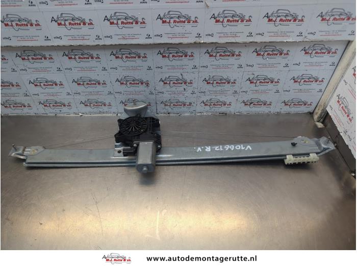 Gebruikte Raammechaniek 2Deurs rechts-voor Opel Vivaro O184905