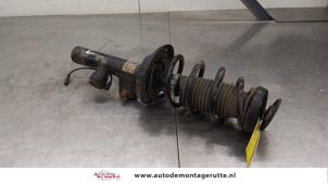 O184920 Gebruikte veerpoot links-voor Opel Astra