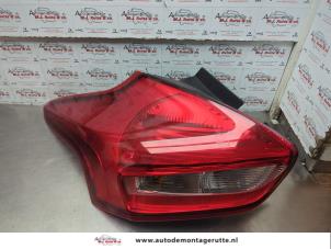 O184929 Gebruikte achterlicht links Ford Focus