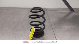 O184931 Gebruikte veerschroef achter Opel Astra