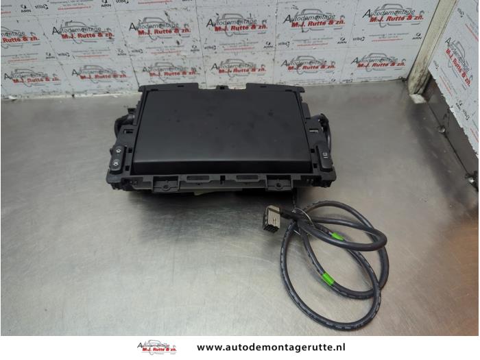 Gebruikte Navigatie Display Peugeot 5008 O184938