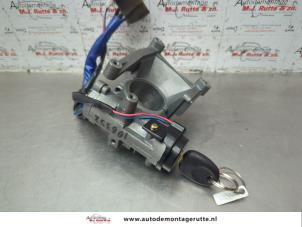 O184992 Gebruikte kontaktslot+sleutel Hyundai Atos
