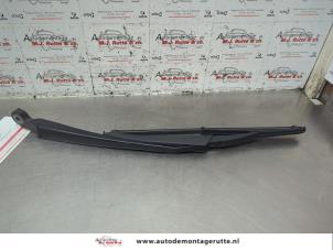 O184994 Gebruikte ruitenwisserarm achter Volkswagen Polo