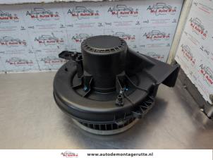 O184996 Gebruikte chaufage ventilatiemotor Volkswagen Polo