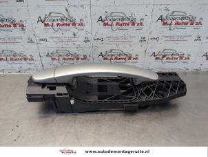 O185025 Gebruikte portiergreep 4deurs rechts-achter Volkswagen Polo