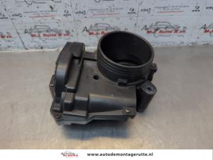 O185048 Gebruikte gasklephuis Peugeot 207